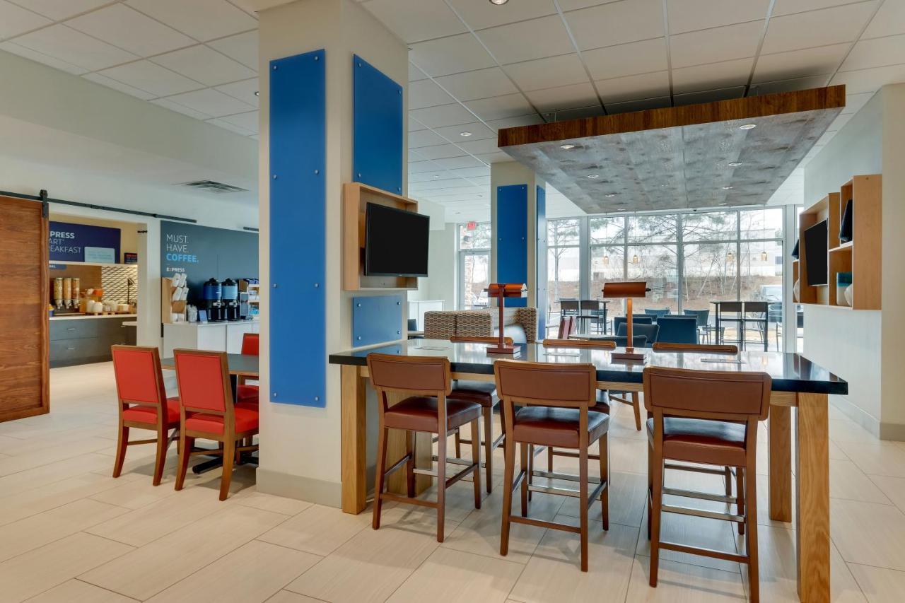 Holiday Inn Express & Suites - Dawsonville By Ihg Bagian luar foto